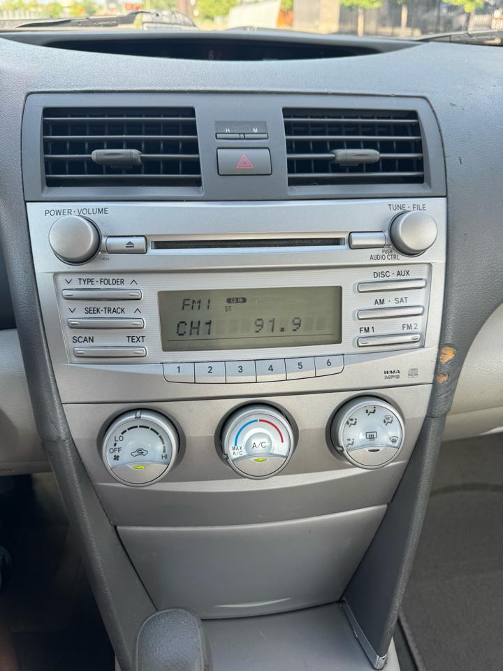 Toyota Camry  2010