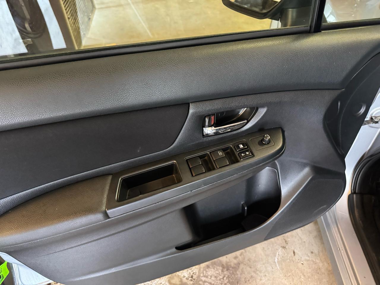 Subaru Impreza  2012