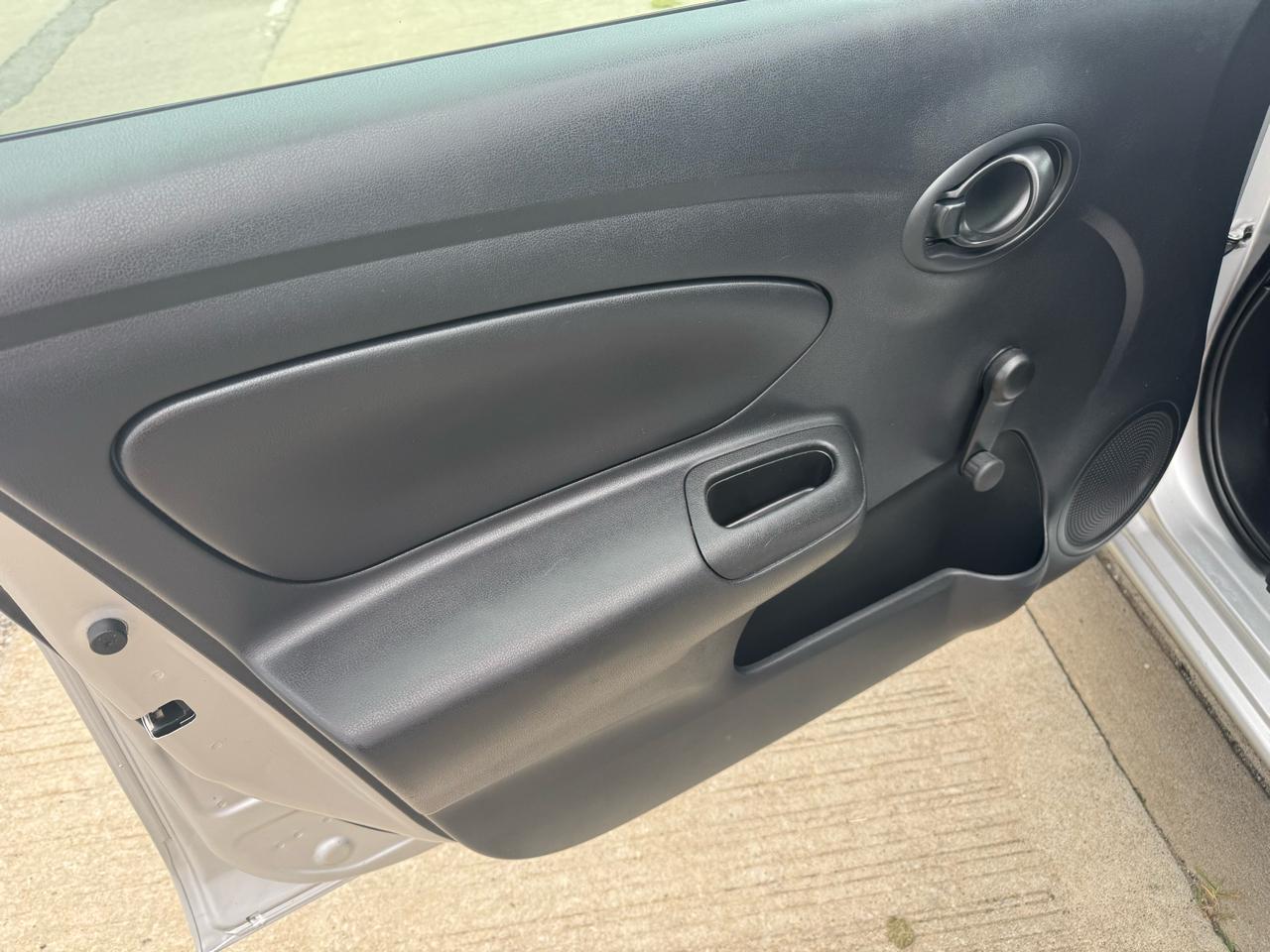 Nissan Versa S 2018