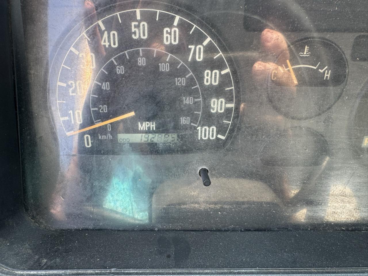 GMC W55042  2001