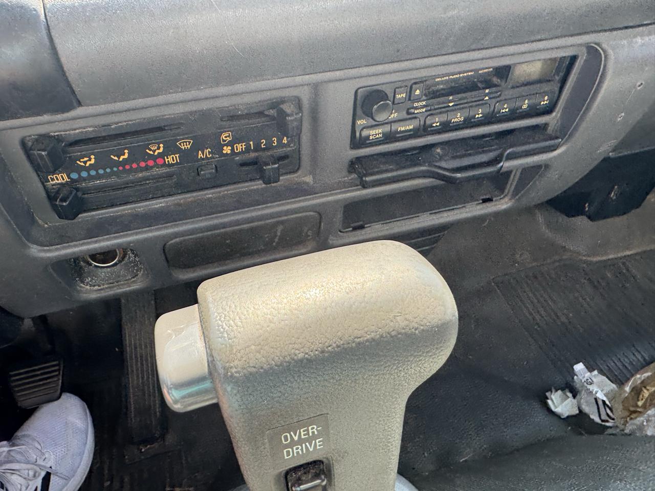 GMC W55042  2001