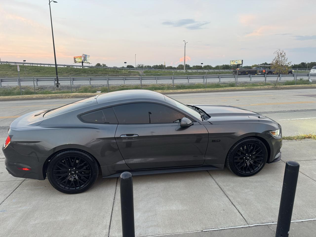 Ford Mustang GT 2017