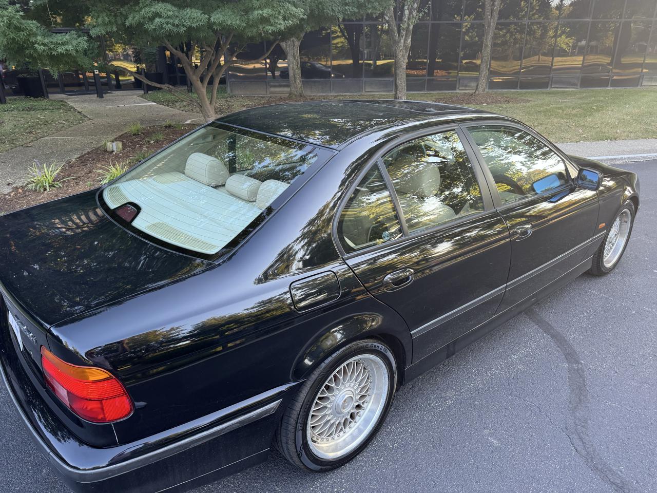 BMW 5-Series  1999