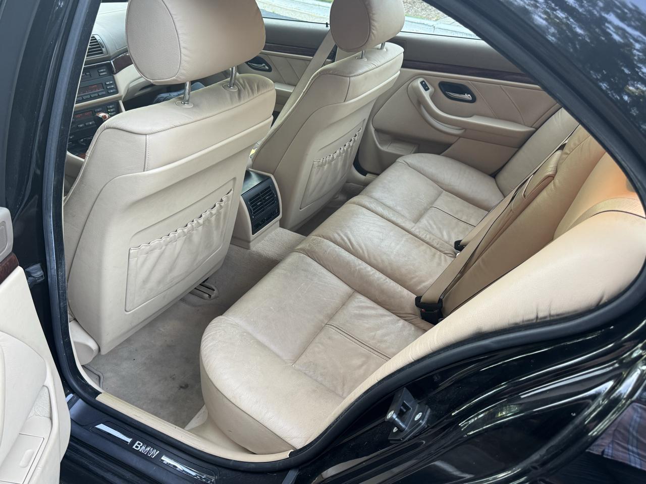 BMW 5-Series  1999
