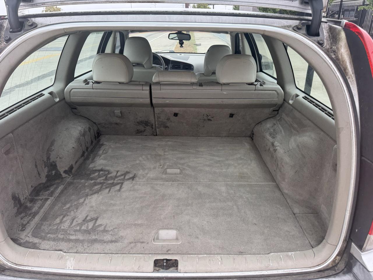 Volvo V70  2004