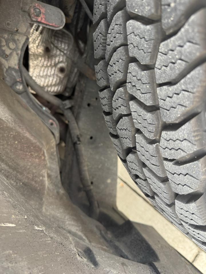 Toyota Tundra  2011