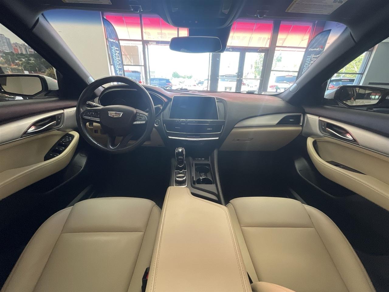 Cadillac CT5  2021
