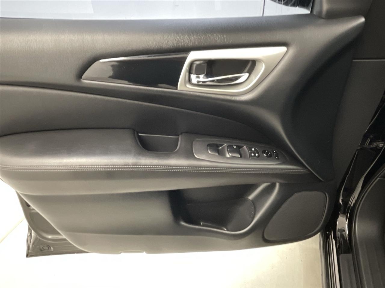 Nissan Pathfinder 4WD 4dr SV 2020
