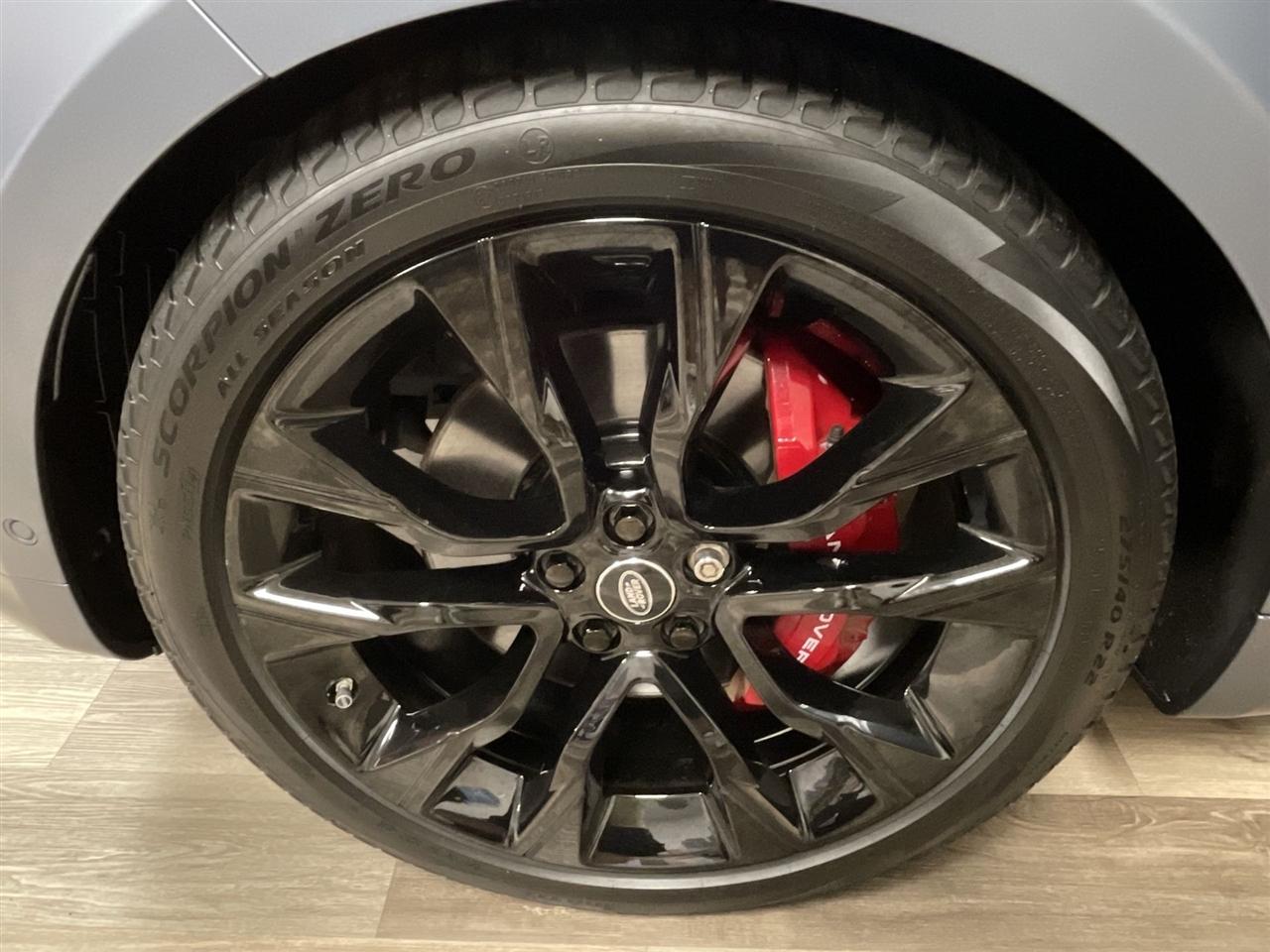 Land Rover Range Rover Sport HST 4D SUV 2020