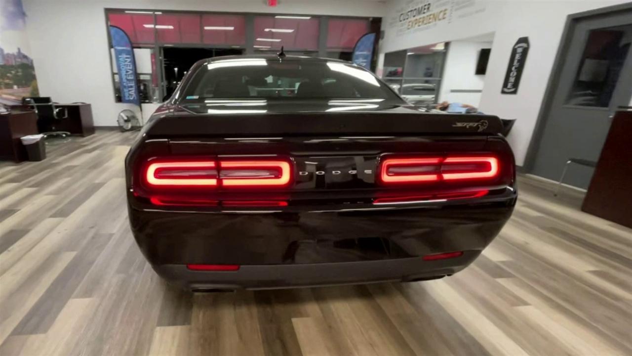 Dodge Challenger  2023