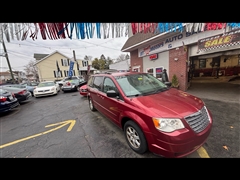 2010 Chrysler Town & Country 