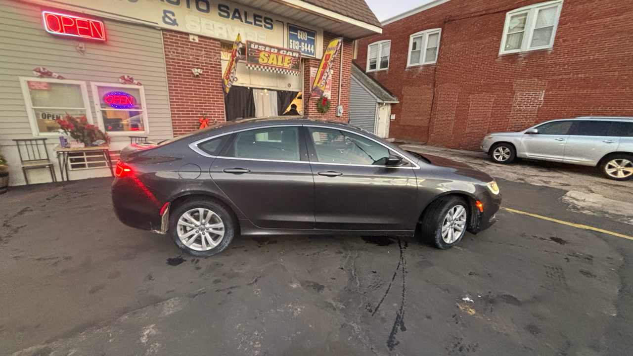 Chrysler 200 Limited 2015