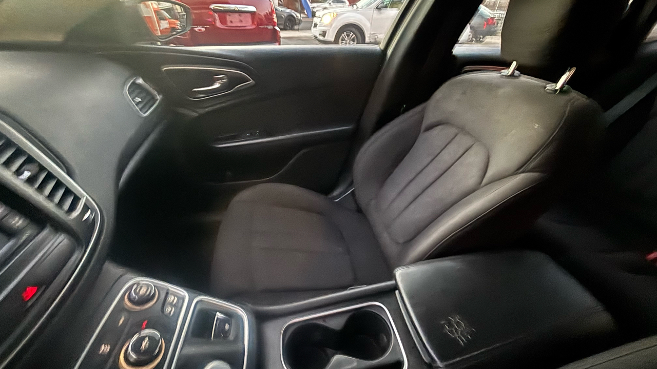 Chrysler 200 Limited 2015