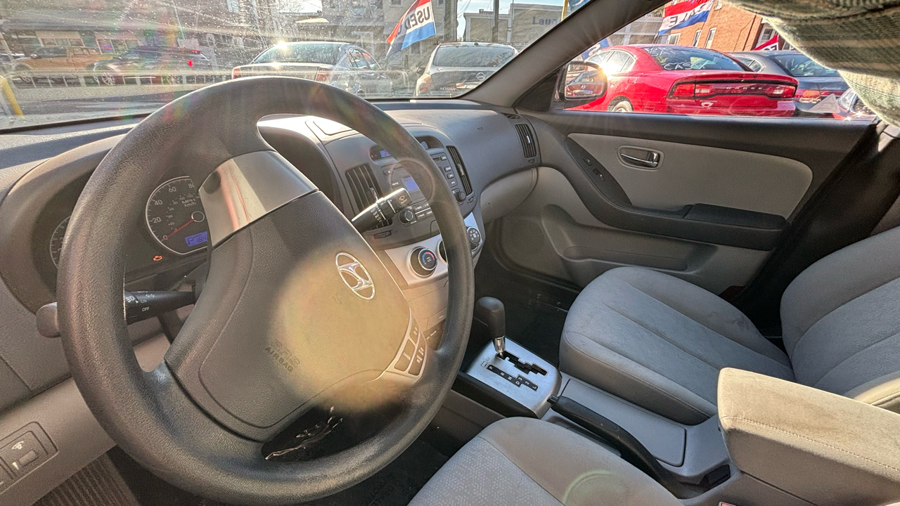 Hyundai Elantra SE 2010