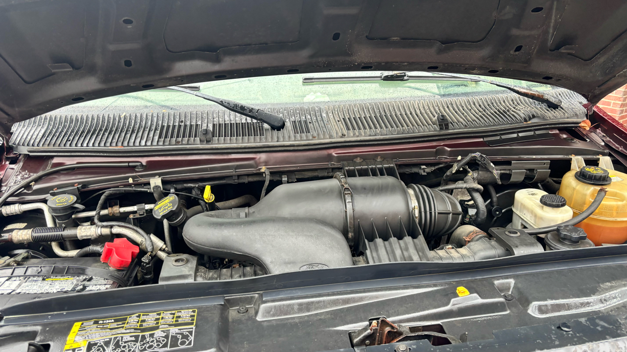 Ford Econoline E-250 2011