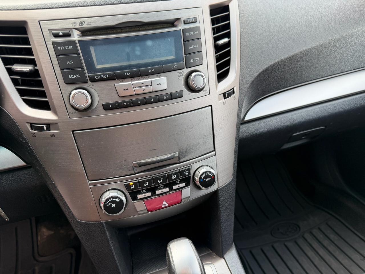 Subaru Legacy 2.5i Premium 2013