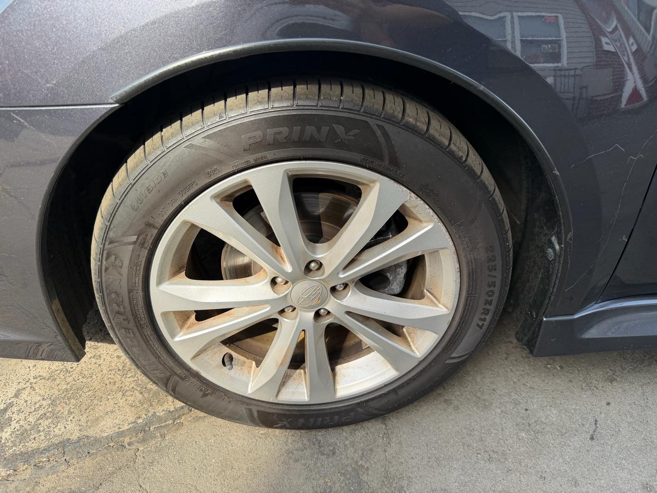 Subaru Legacy 2.5i Premium 2013