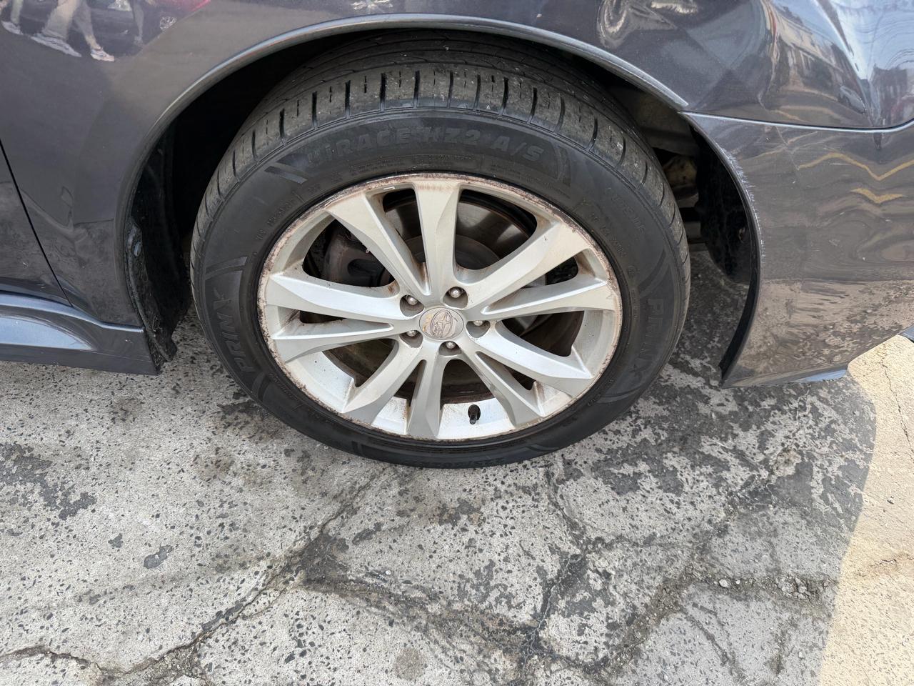 Subaru Legacy 2.5i Premium 2013