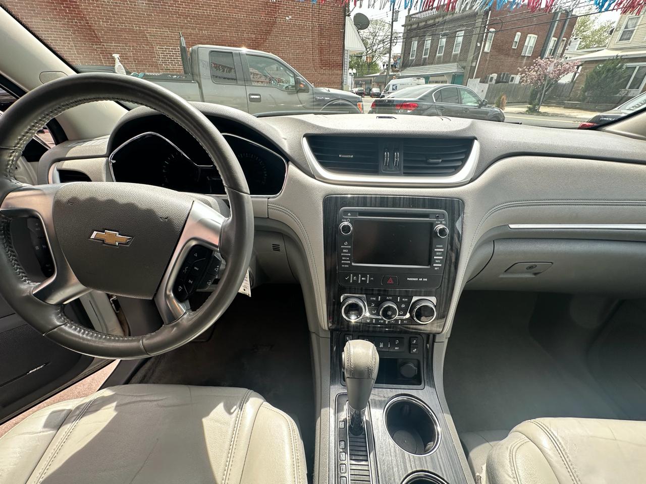 Chevrolet Traverse 2LT AWD 2013