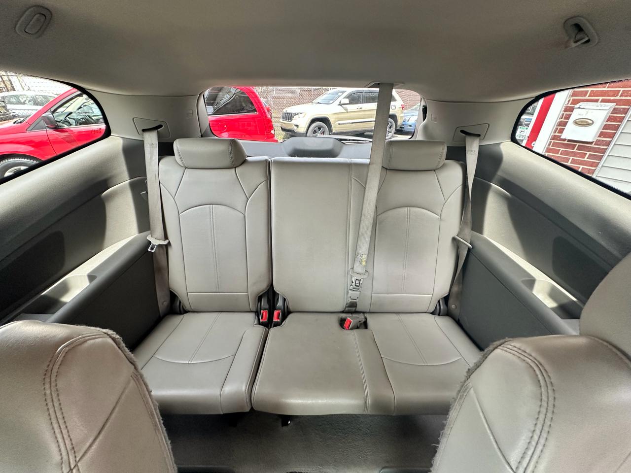 Chevrolet Traverse 2LT AWD 2013