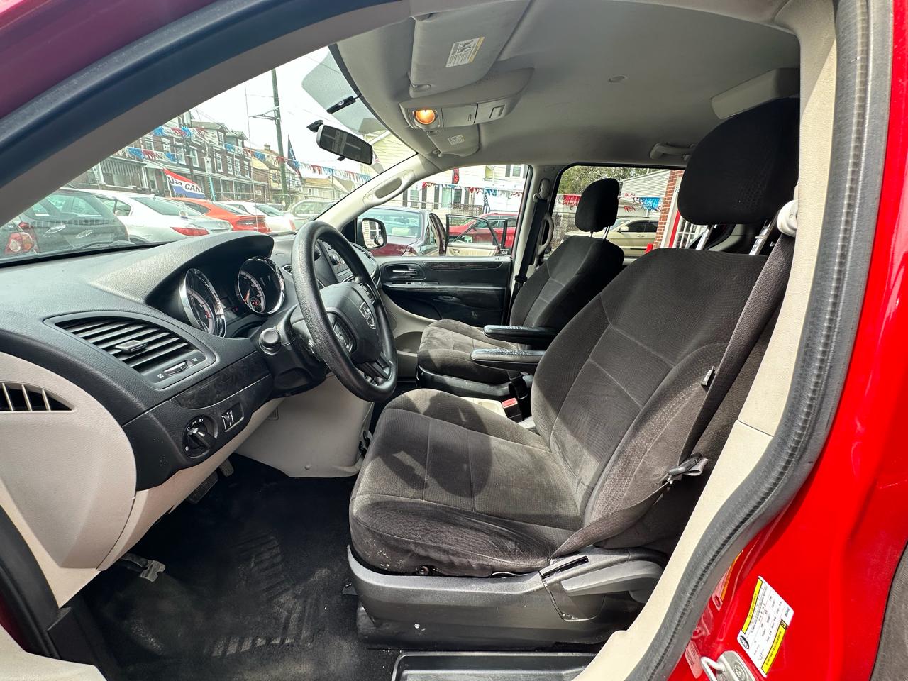 Dodge Grand Caravan SE 2013