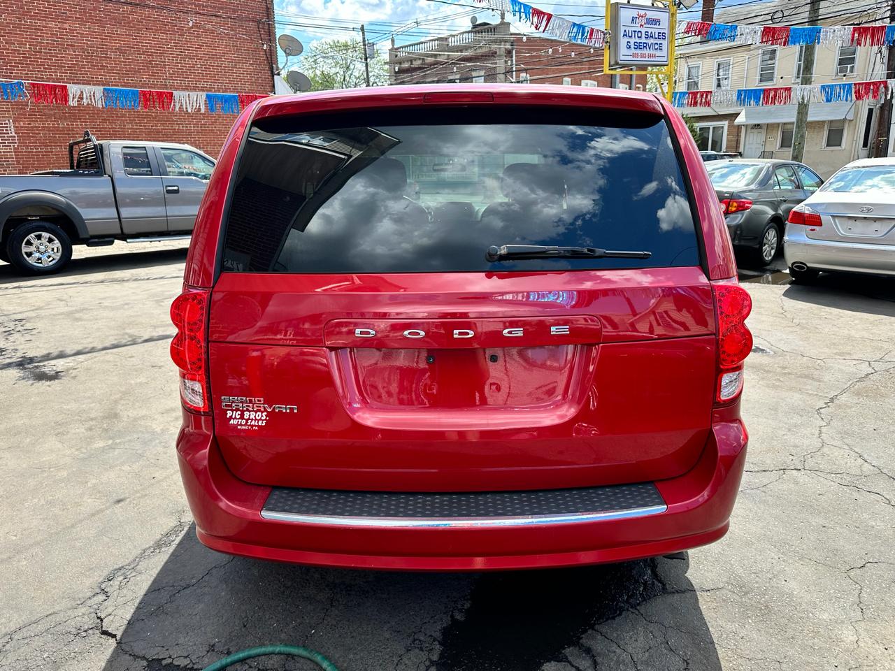 Dodge Grand Caravan SE 2013