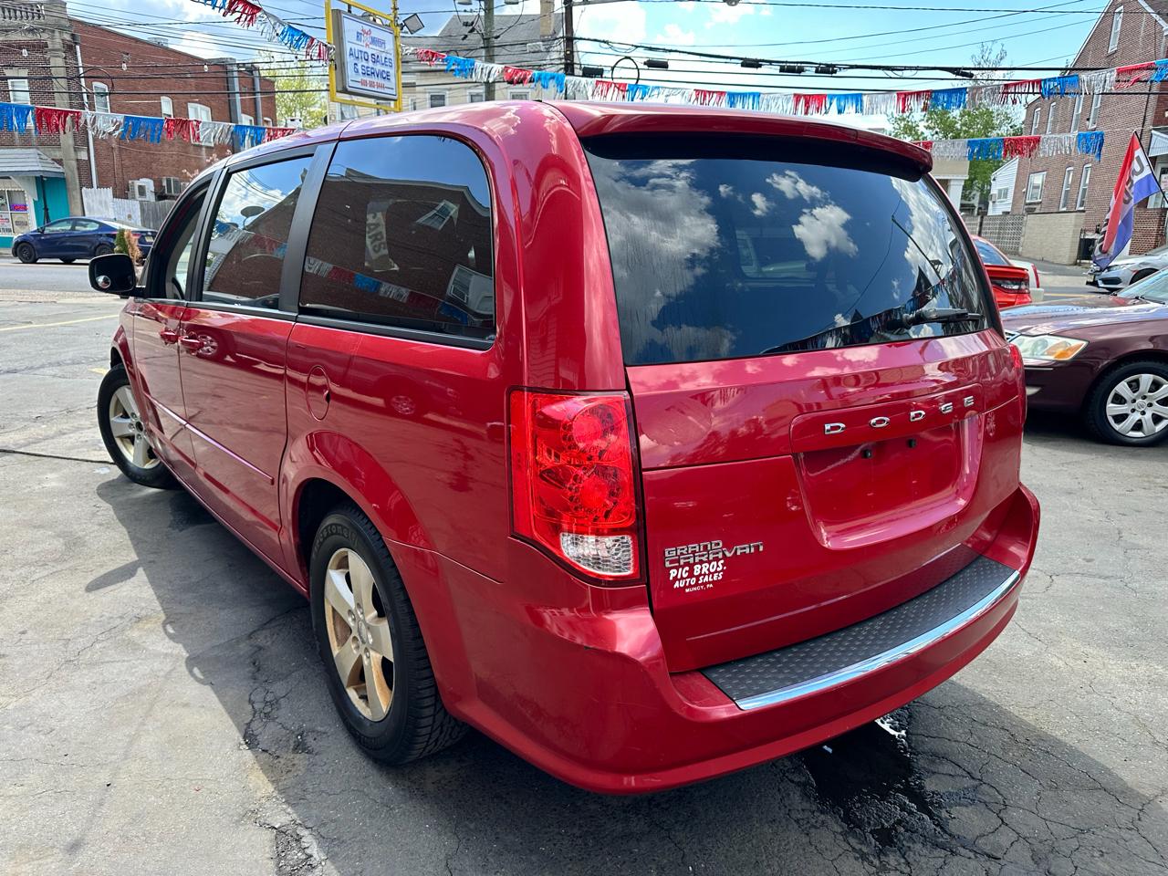 Dodge Grand Caravan SE 2013
