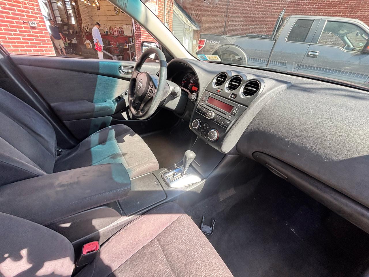 Nissan Altima 2.5 S 2011