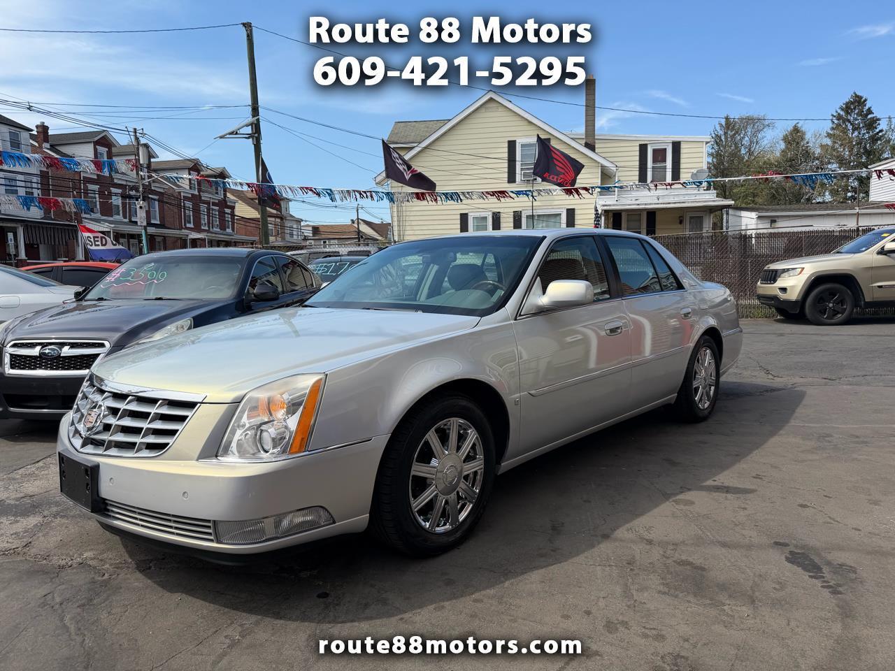 Cadillac DTS Sedan 2007