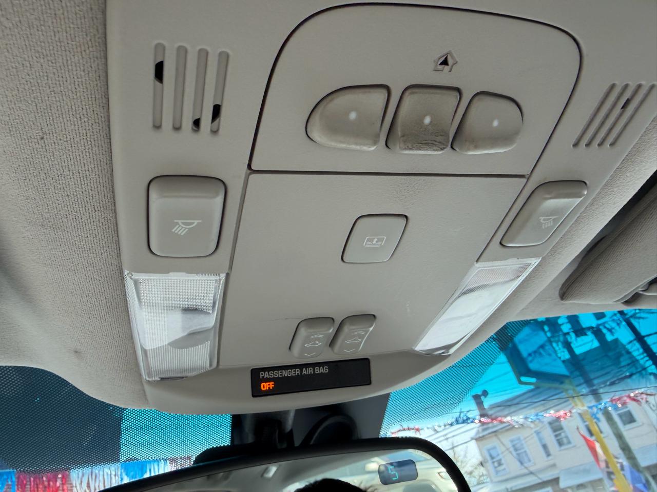 Cadillac DTS Sedan 2007