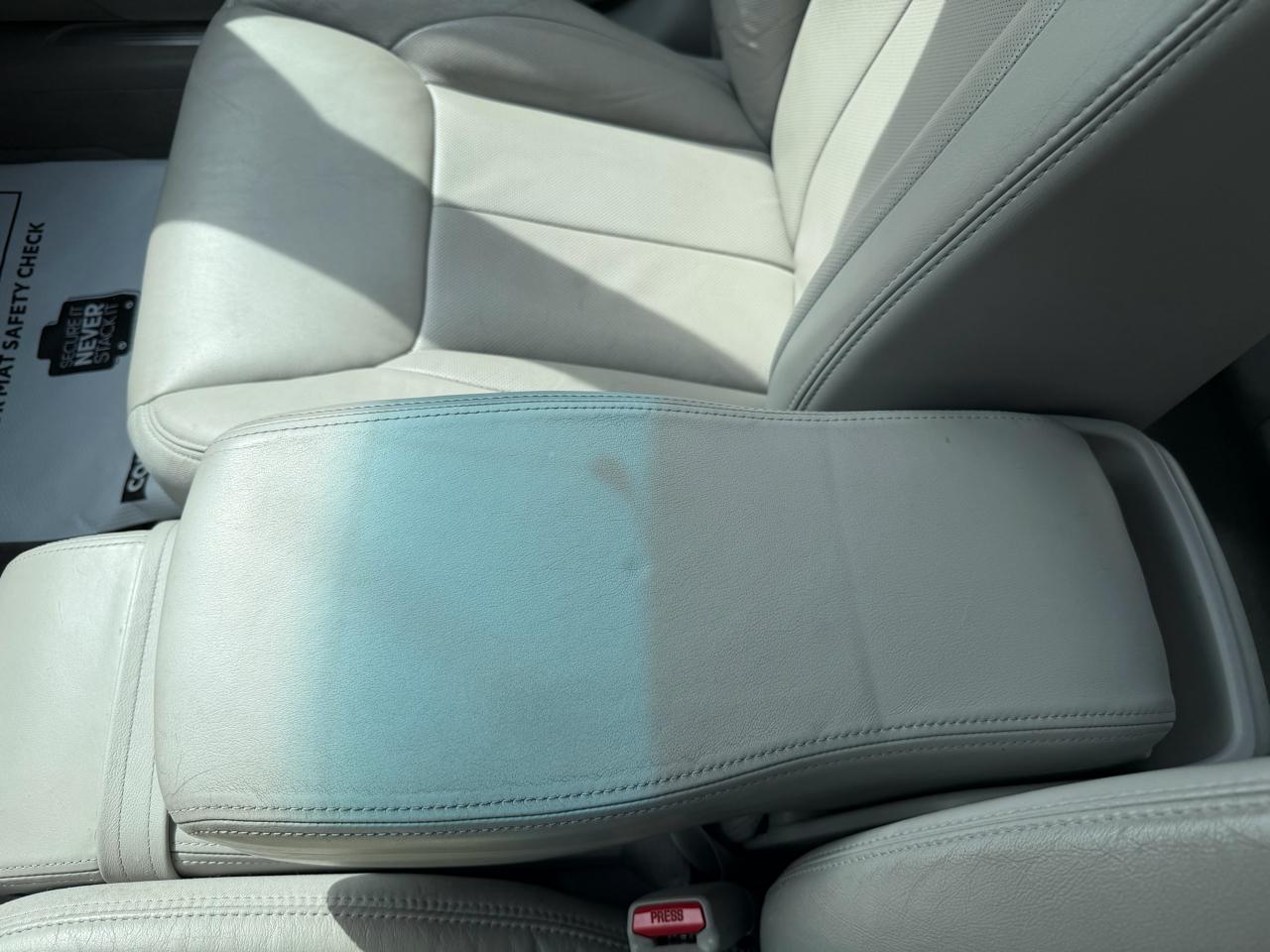 Cadillac DTS Sedan 2007