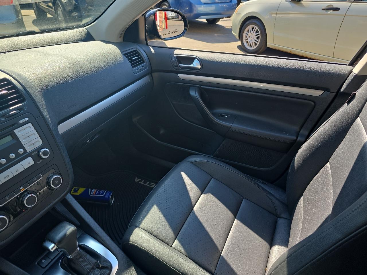 Volkswagen Jetta Limited Editon PZEV 2010