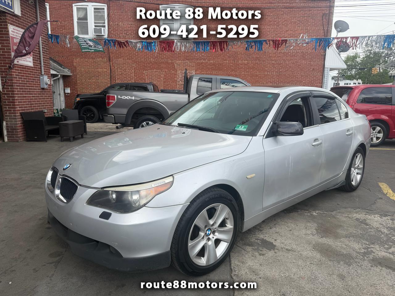 BMW 5-Series 530xi 2006