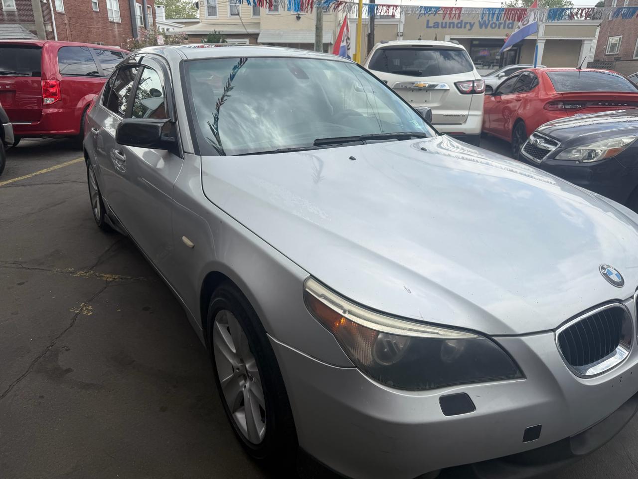 BMW 5-Series 530xi 2006