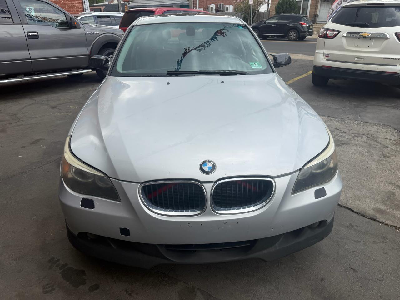 BMW 5-Series 530xi 2006