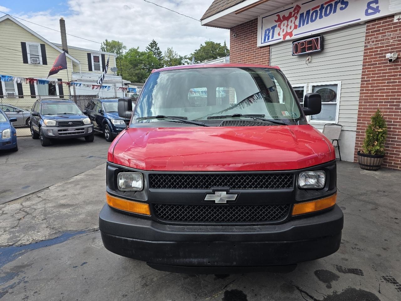 Chevrolet Express 3500 Cargo 2005