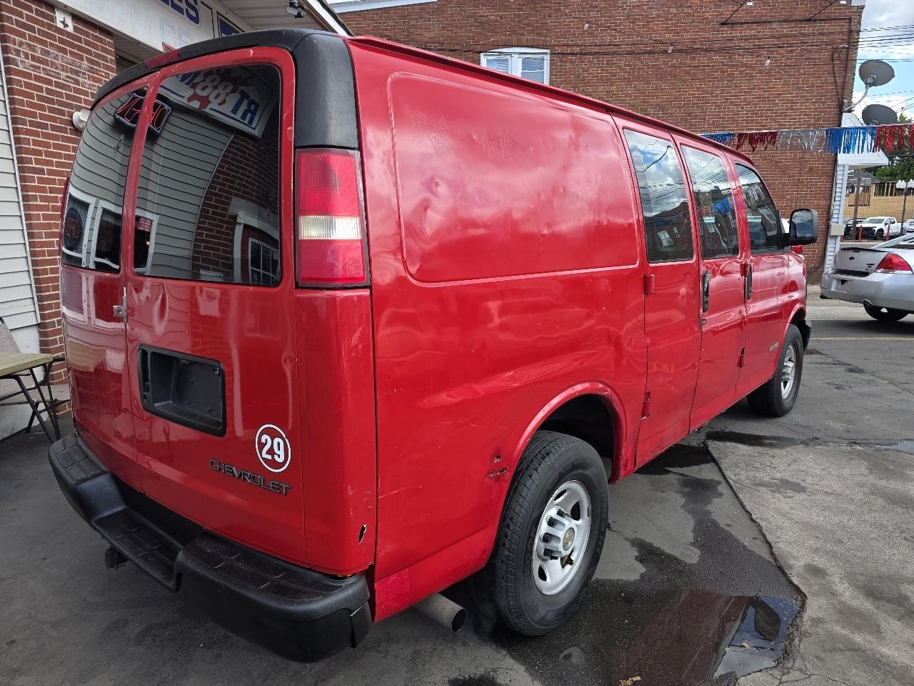 Chevrolet Express 3500 Cargo 2005