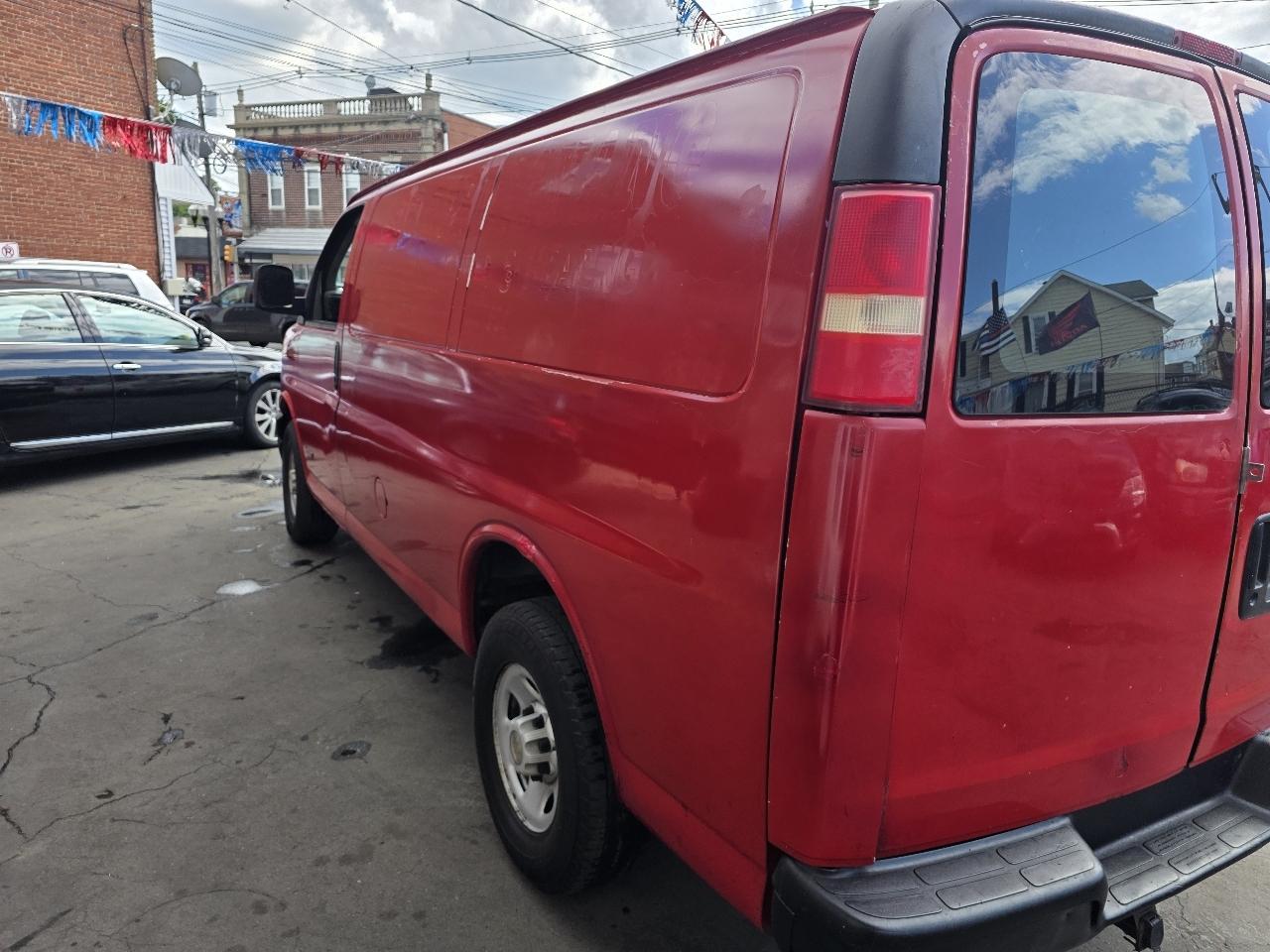 Chevrolet Express 3500 Cargo 2005