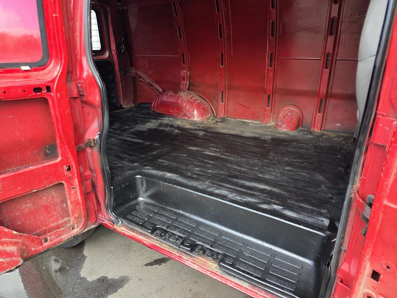 Chevrolet Express 3500 Cargo 2005