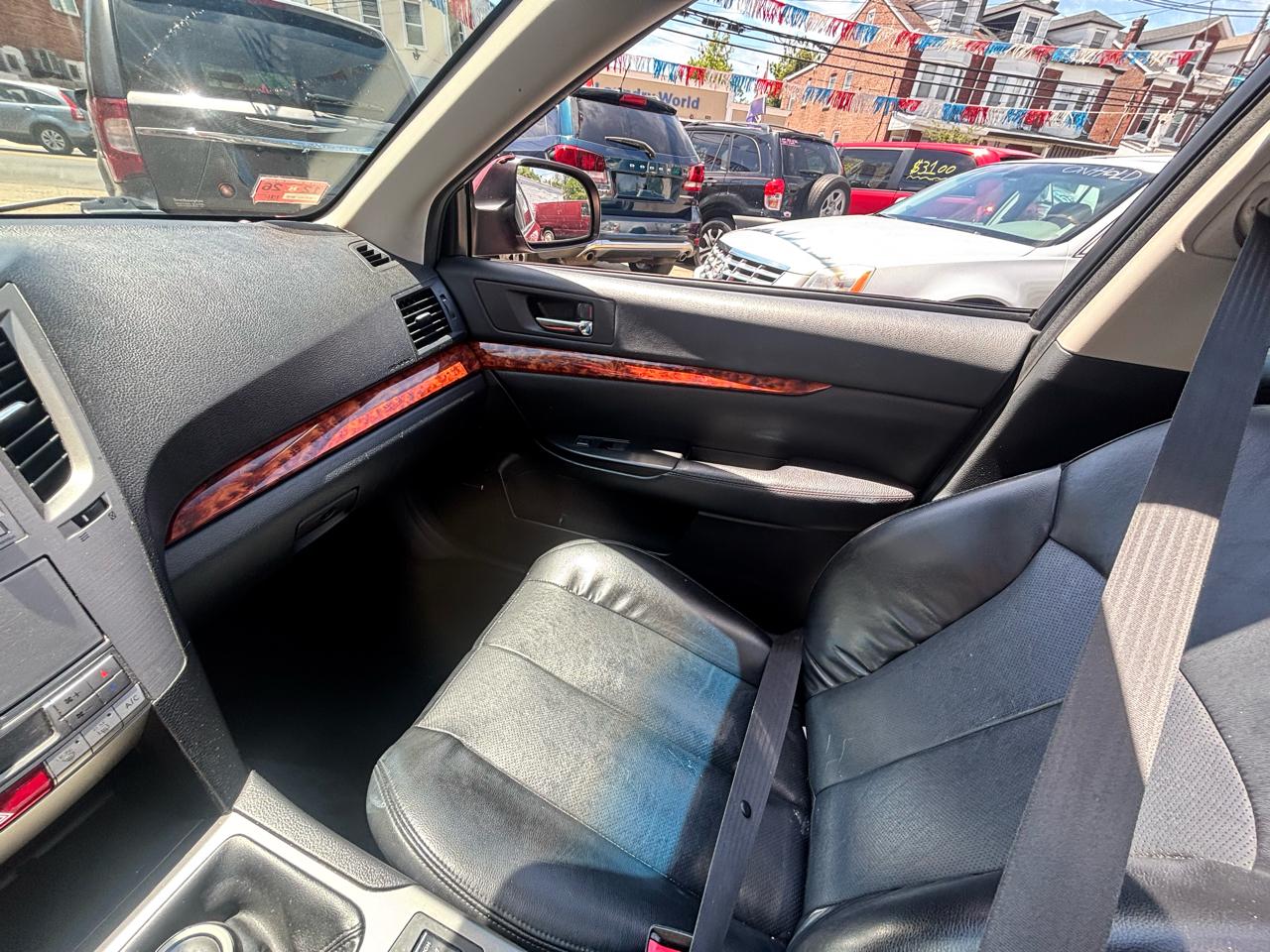 Subaru Legacy 2.5GT Limited 2010