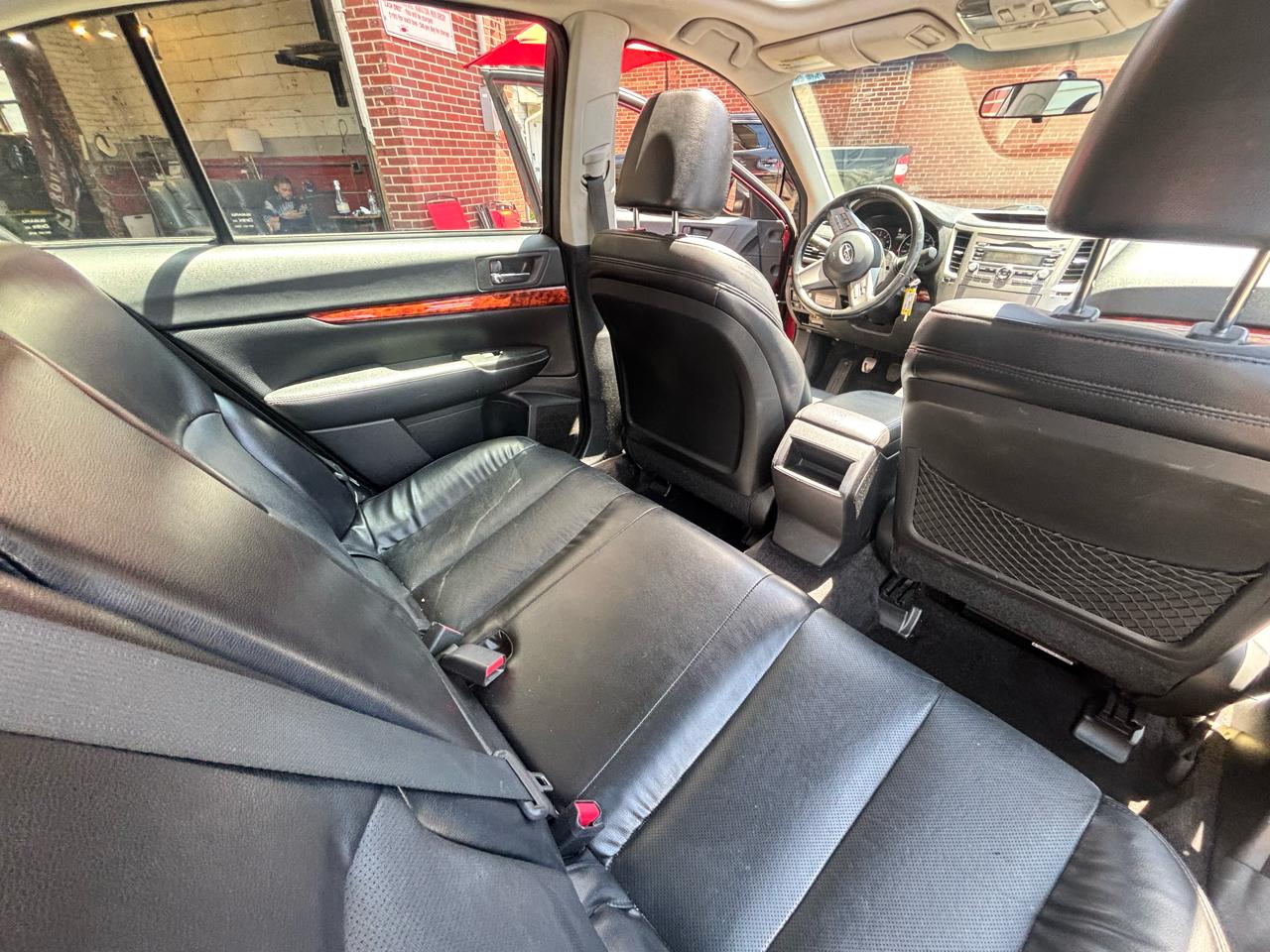 Subaru Legacy 2.5GT Limited 2010
