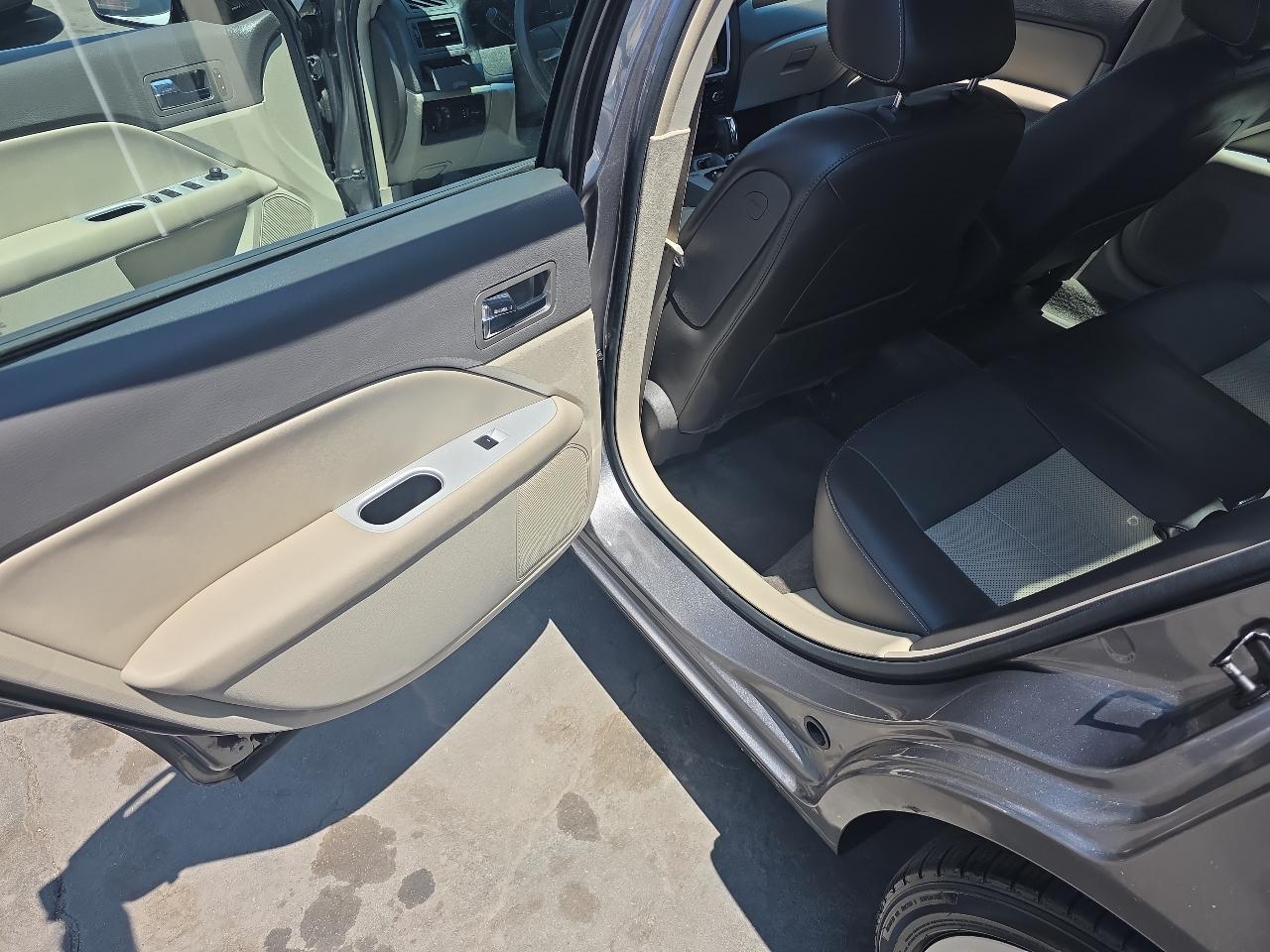 Mercury Milan V6 Premier AWD 2010