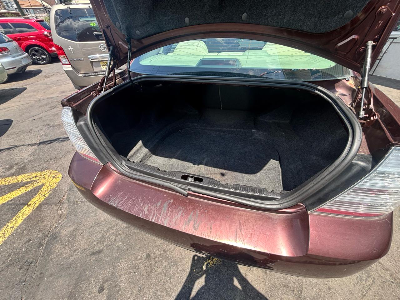 Ford Taurus SE FWD 2009