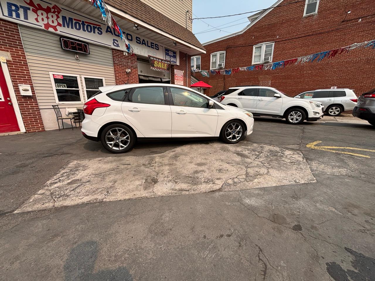 Ford Focus SE Hatch 2013