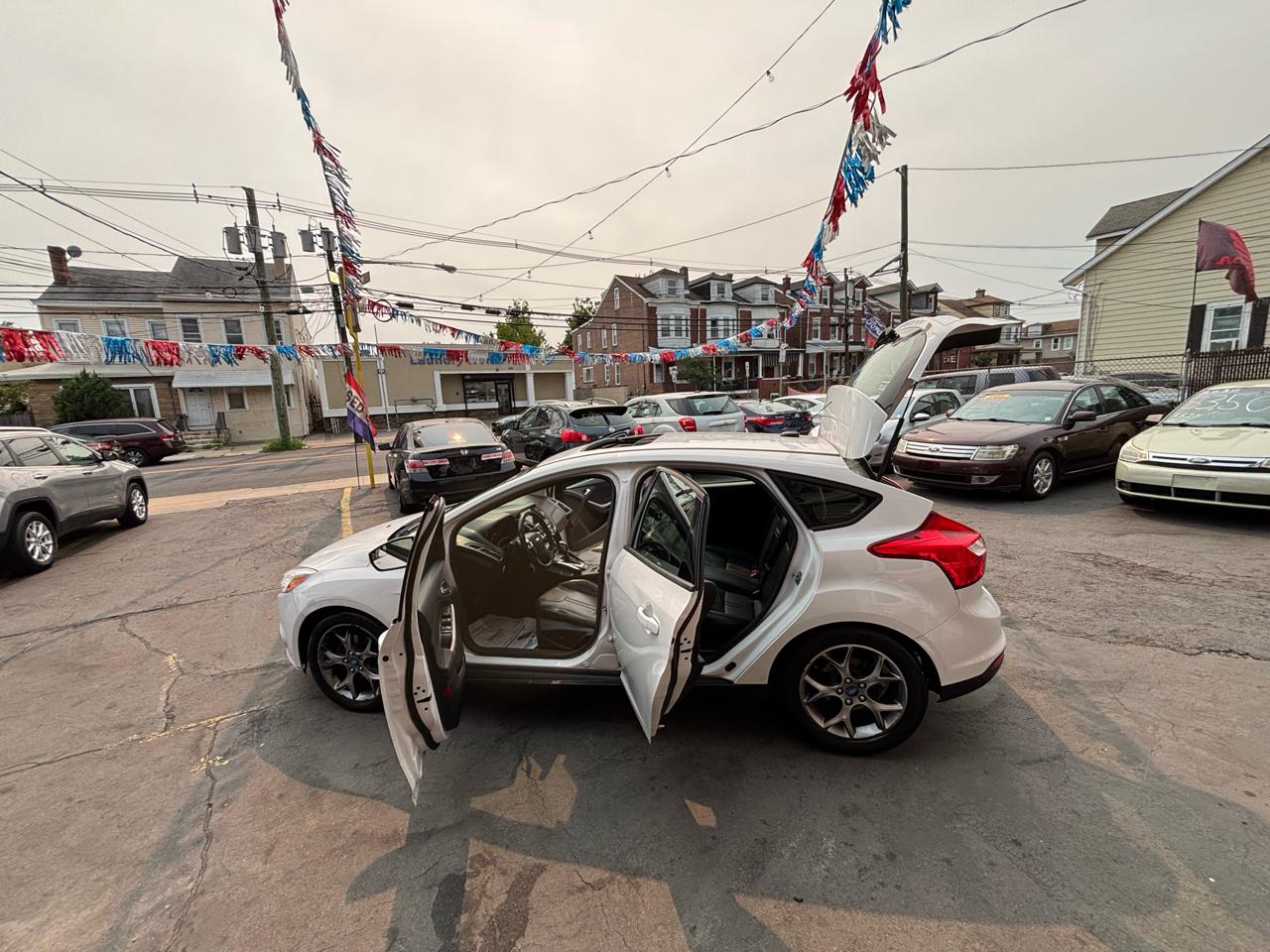 Ford Focus SE Hatch 2013