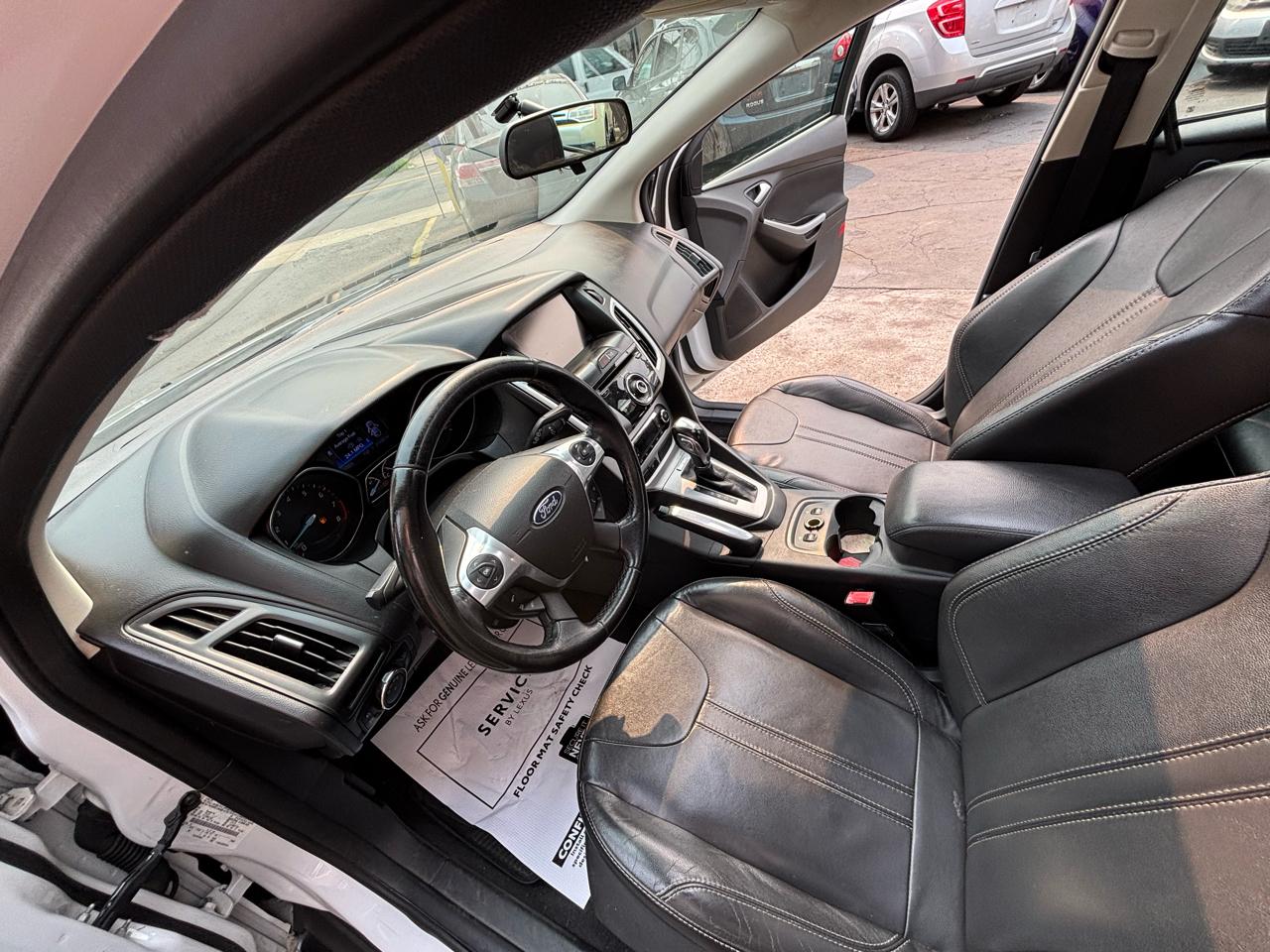 Ford Focus SE Hatch 2013