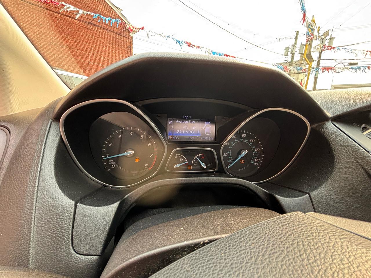 Ford Focus SE Hatch 2013