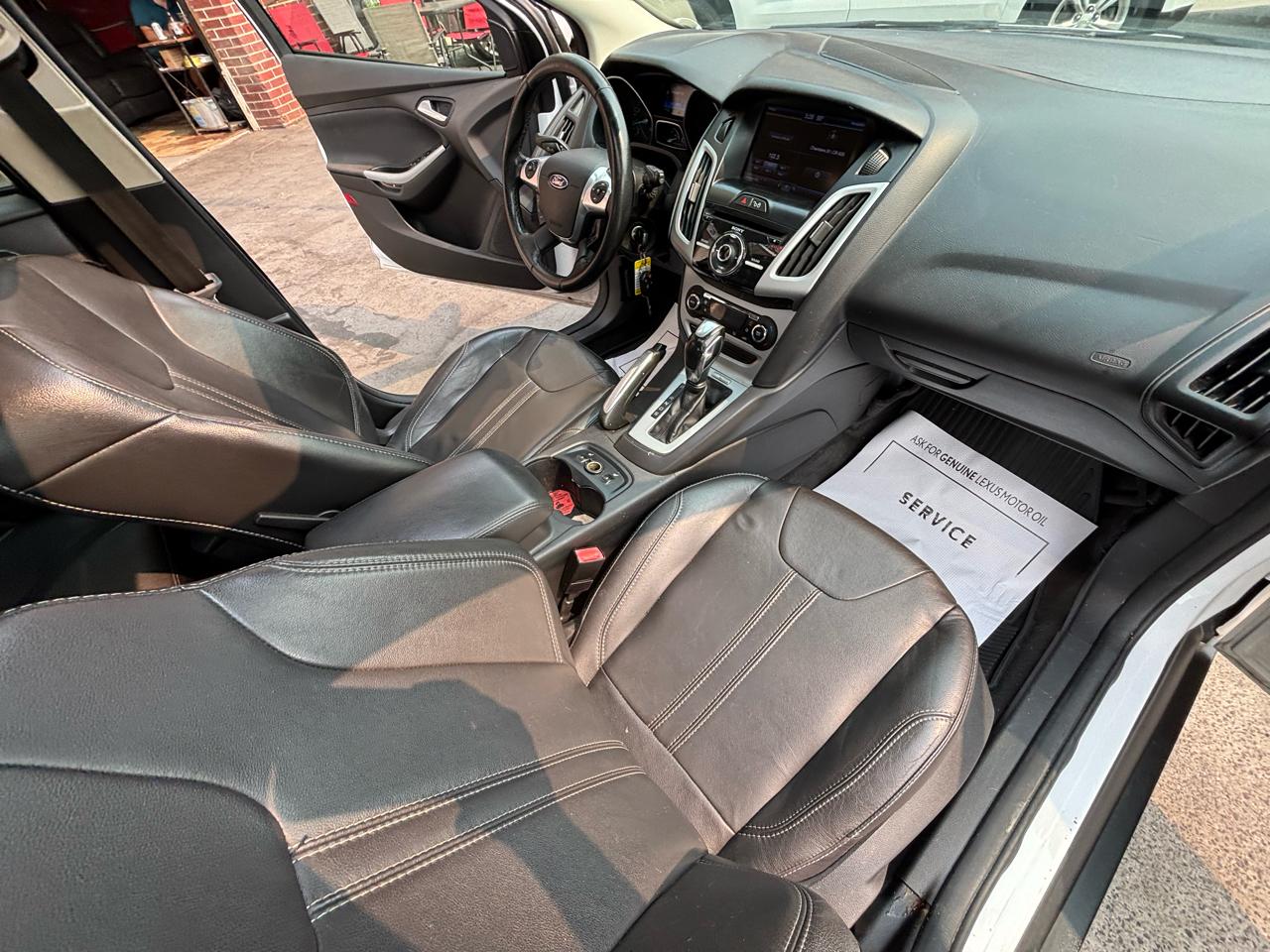 Ford Focus SE Hatch 2013