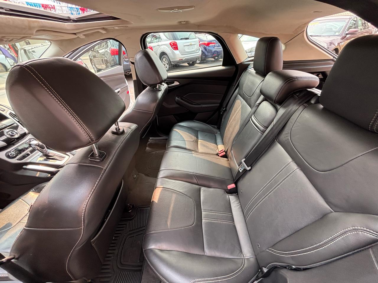 Ford Focus SE Hatch 2013