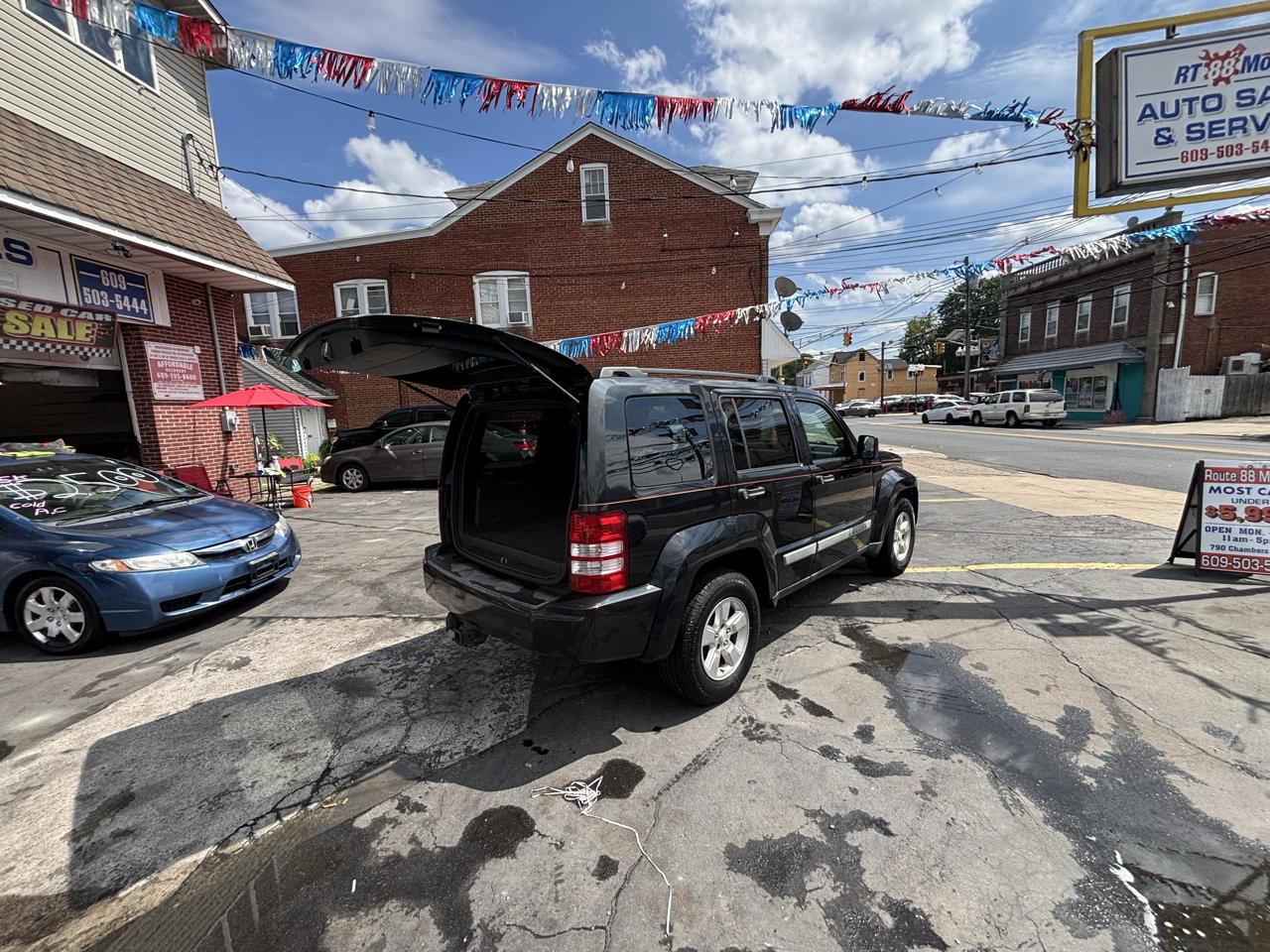 Jeep Liberty Sport 4WD 2010